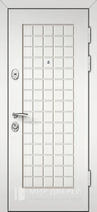 Металлическая дверь светлая в офис №14 внешняя - фото